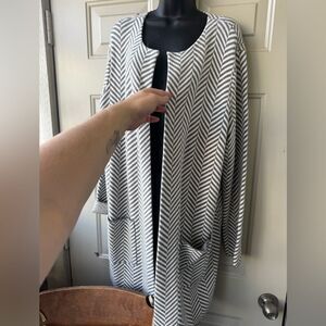 Ann Taylor Open Front Chevron Cardigan – Gray & White – Size XL – NWT